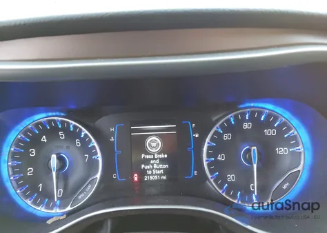 2019 Chrysler Pacifica Touring L z USA, uszkodzony, nr VIN 2C4RC1BG0KR554792